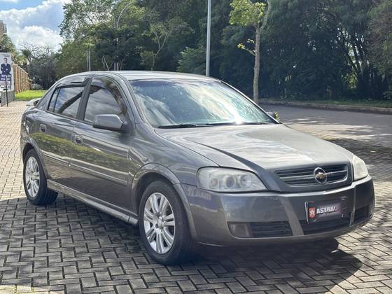 CHEVROLET ASTRA 2.0 MPFI ADVANTAGE 8V FLEX 4P MANUAL CHEVROLET ASTRA 2.0 MPFI ADVANTAGE 8V FLEX 4P MANUAL